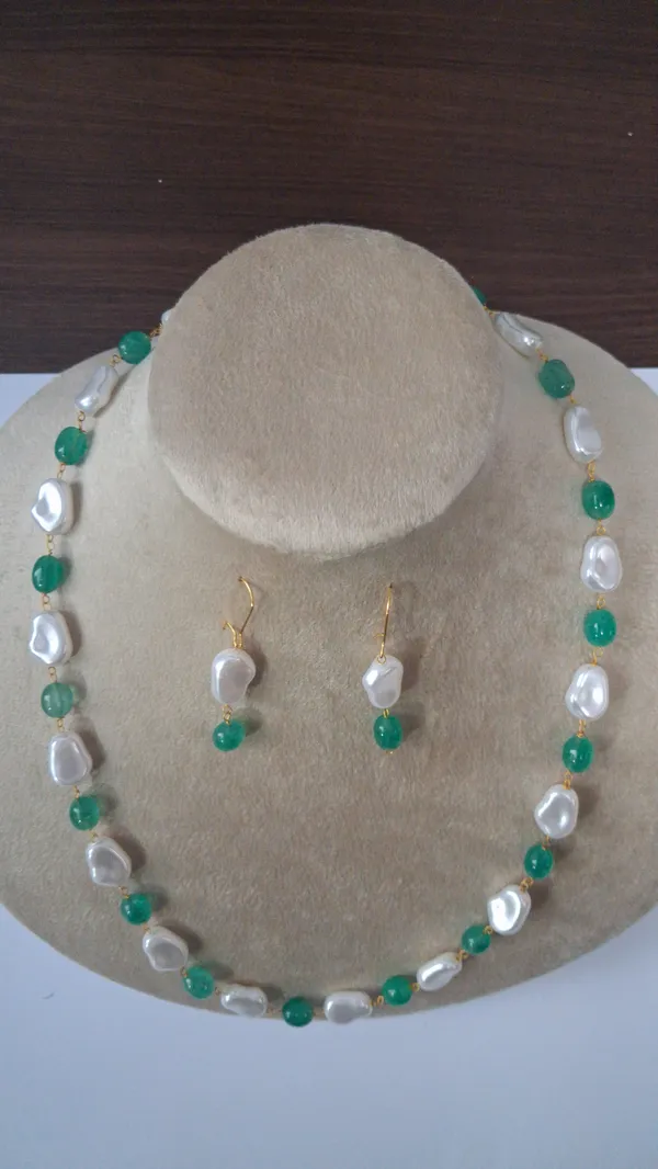 Classic_Natural_Stone_Necklace