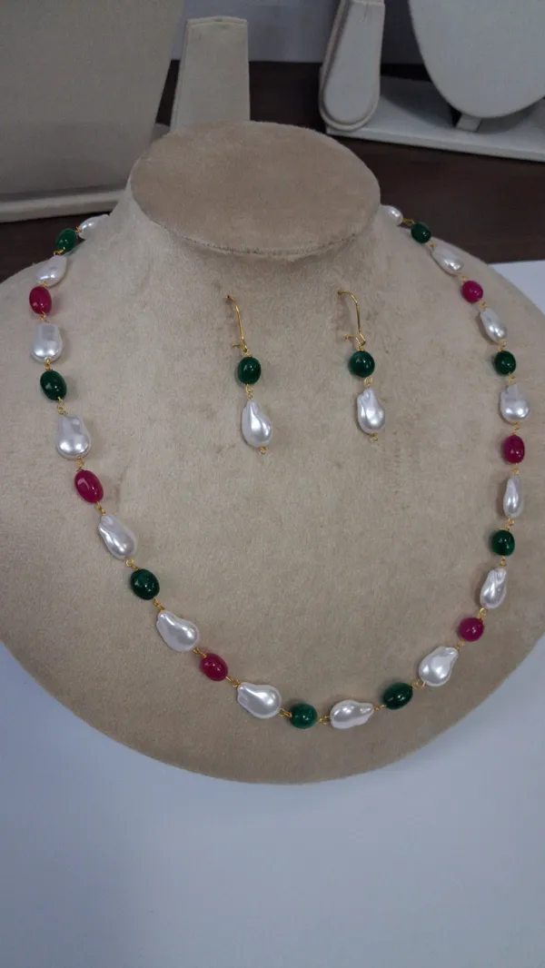 Stylish_Natural_Stone_Necklace