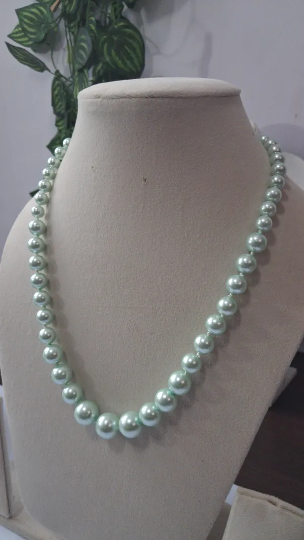 Minimal_Pearl_Chain_Necklace