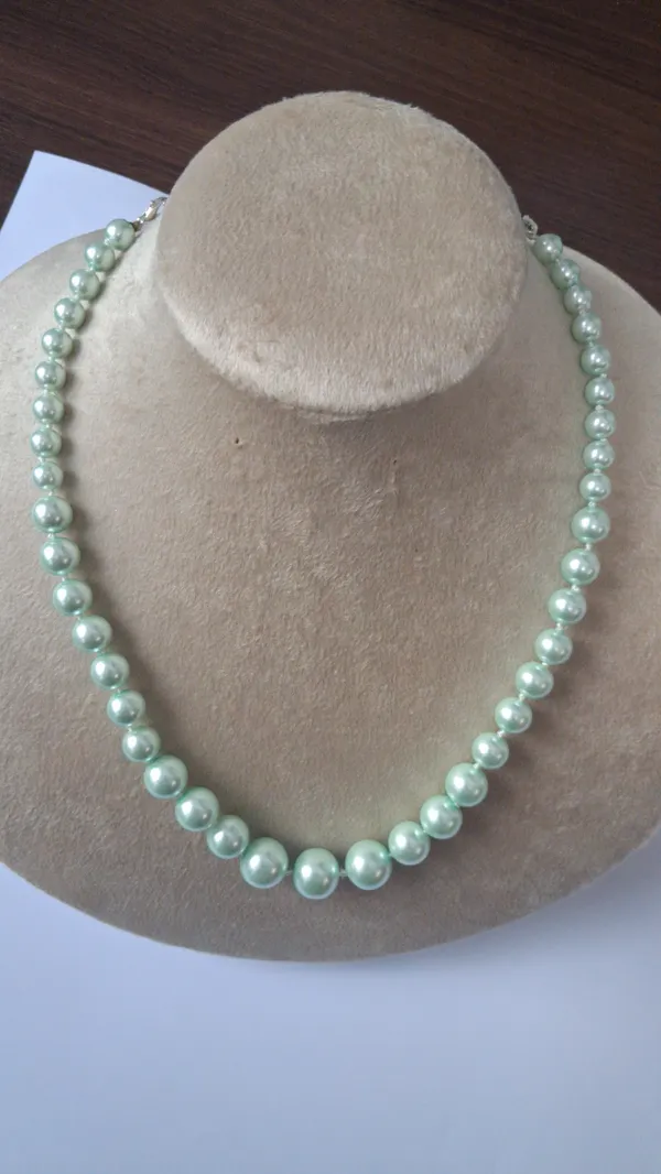 Minimal_Pearl_Chain_Necklace