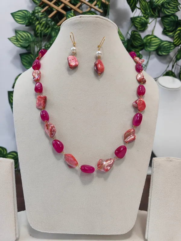 Statement_Natural_Quartz_Pearl_Necklace