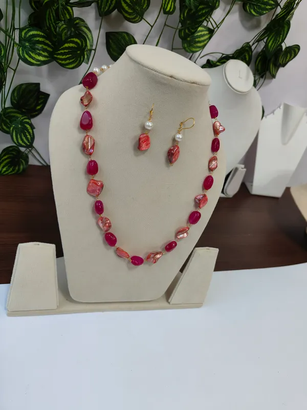 Statement_Natural_Quartz_Pearl_Necklace