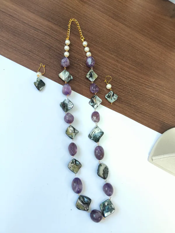Elegant_Amethyst_Mother_of_Pearl_Necklace