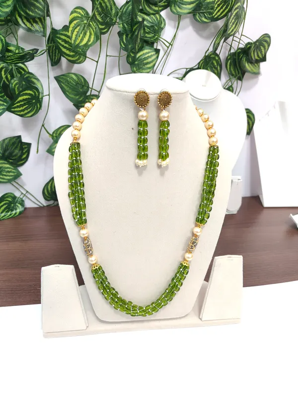 Elegant_Hydro_Quartz_Beaded_Necklace