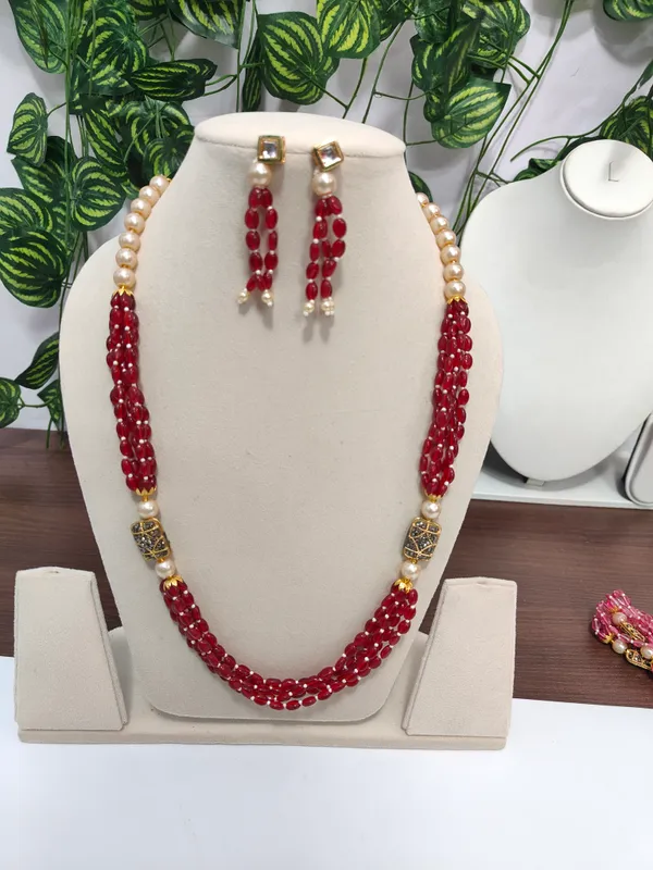 Gold_And_White_Hydro_Quartz_Pearl_Brass_Beaded_Necklace_For_Women
