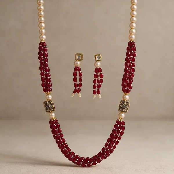 Gold_And_White_Hydro_Quartz_Pearl_Brass_Beaded_Necklace_For_Women