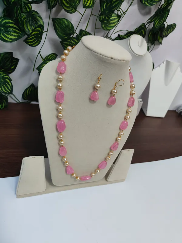 Classic_Natural_Quartz_Pearl_Necklace