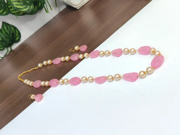 Classic_Natural_Quartz_Pearl_Necklace