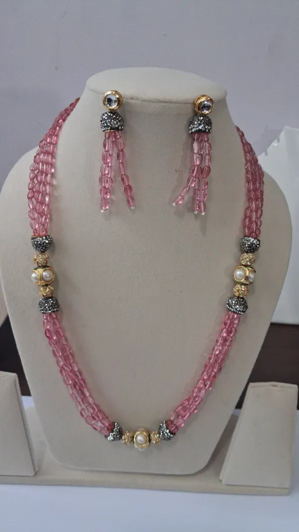 Classic_Hydro_Quartz_Pearl_Beaded_Necklace