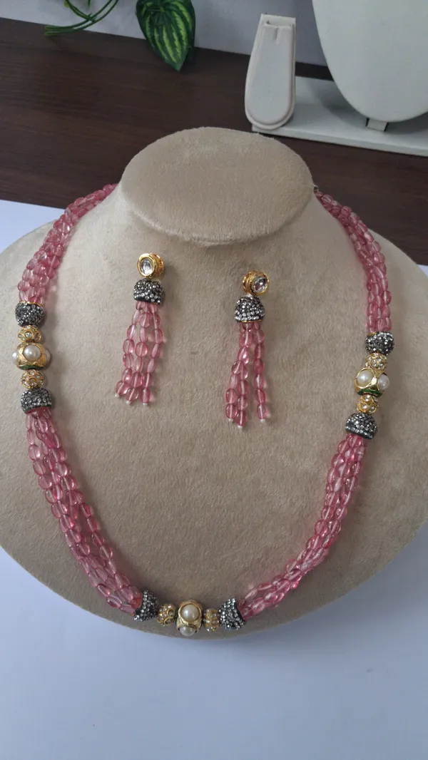 Classic_Hydro_Quartz_Pearl_Beaded_Necklace