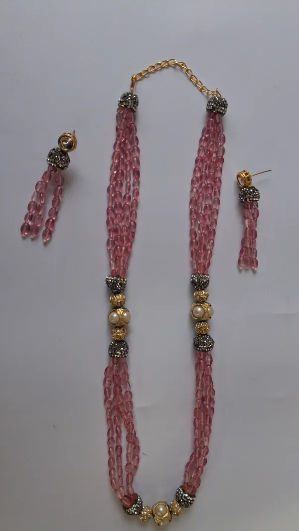 Classic_Hydro_Quartz_Pearl_Beaded_Necklace