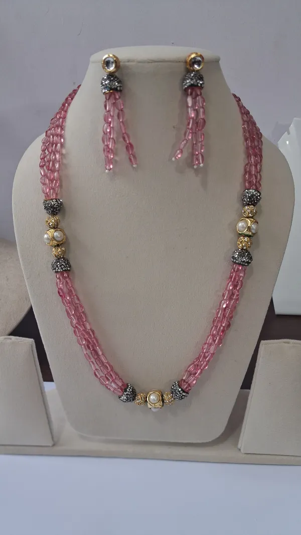Classic_Hydro_Quartz_Pearl_Beaded_Necklace