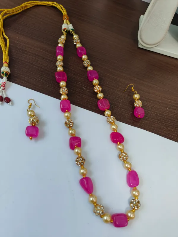 Stylish_Natural_Stone_Beaded_Necklace