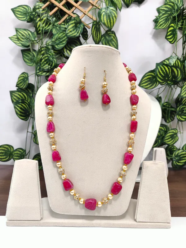 Statement_Natural_Stone_Beaded_Necklace