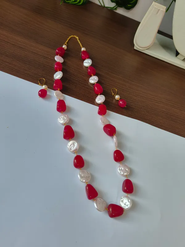 Classic_Natural_Stone_Pearl_Necklace