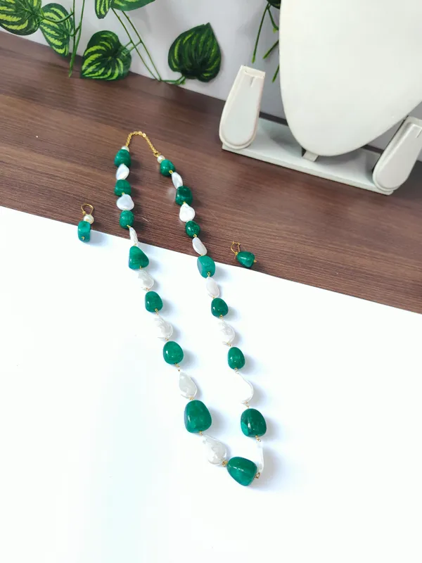 Designer_Natural_Stone_Pearl_Necklace