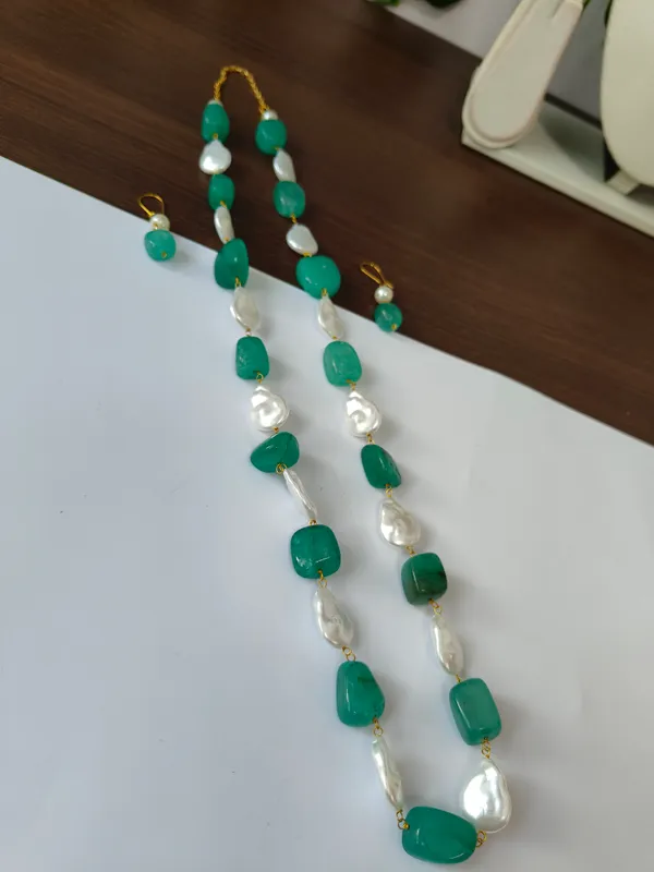 Designer_Natural_Stone_Pearl_Necklace