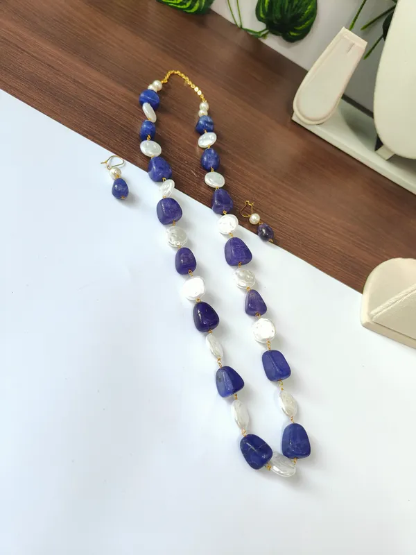Traditional_Natural_Stone_Pearl_Necklace
