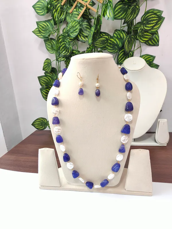Traditional_Natural_Stone_Pearl_Necklace