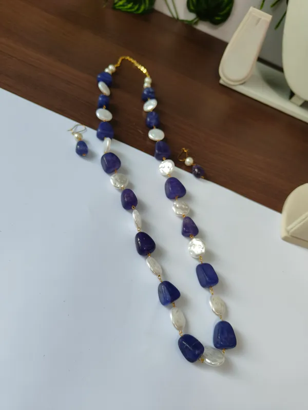 Traditional_Natural_Stone_Pearl_Necklace