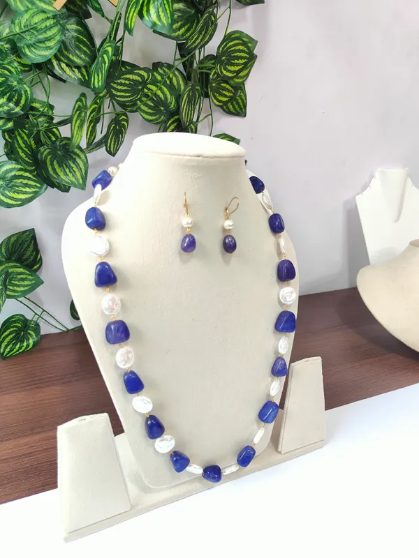 Traditional_Natural_Stone_Pearl_Necklace
