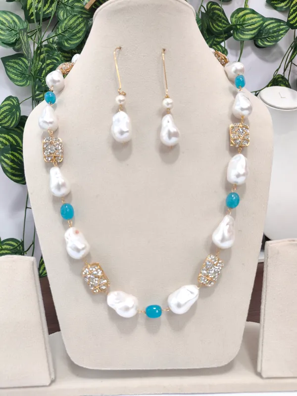 Classic_Natural_Stone_Pearl_Necklace