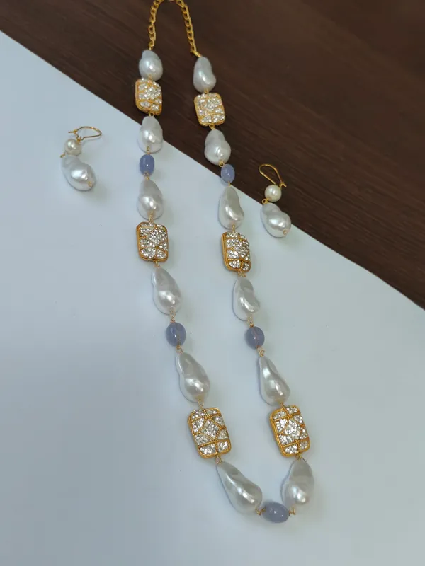 Traditional_Natural_Stone_Pearl_Necklace