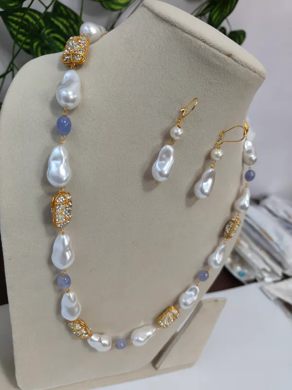Traditional_Natural_Stone_Pearl_Necklace
