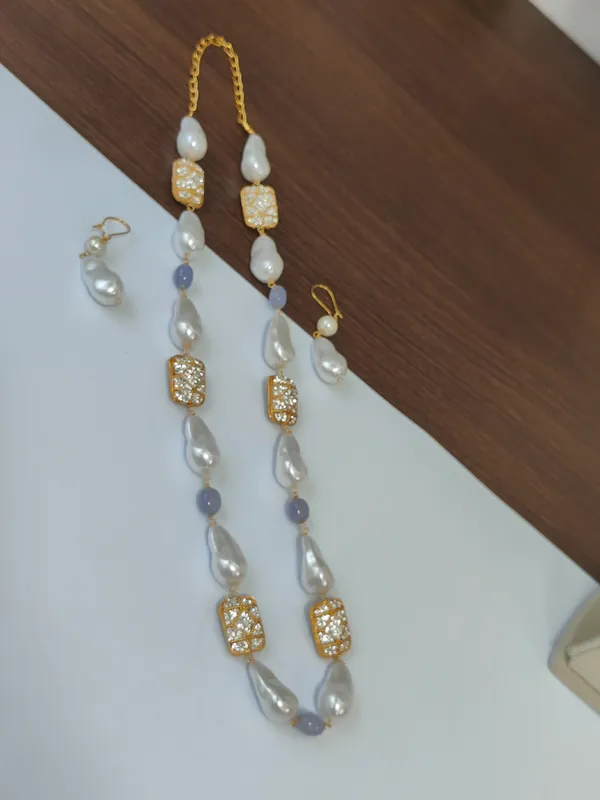 Traditional_Natural_Stone_Pearl_Necklace
