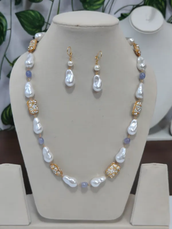 Traditional_Natural_Stone_Pearl_Necklace