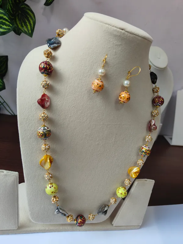 Designer_Pearl_Deco_Beaded_Necklace
