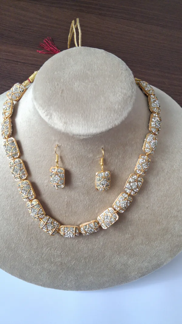 Gold_Multicolor_Brass_Pearl_Cubic_Zirconia_Beaded_Necklace_For_Women