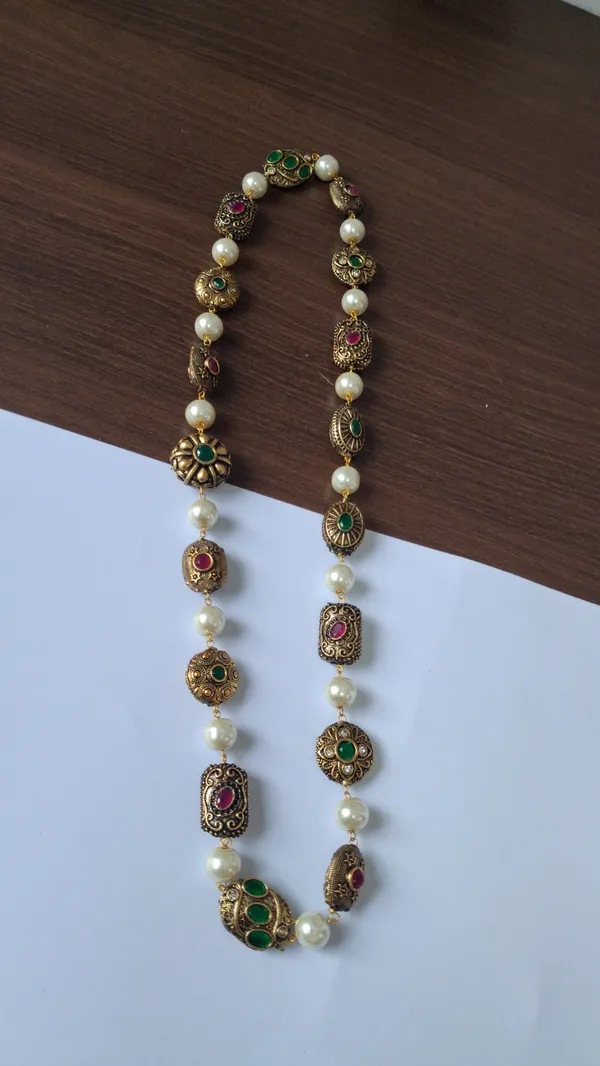 Designer_Pearl_Beaded_Necklace