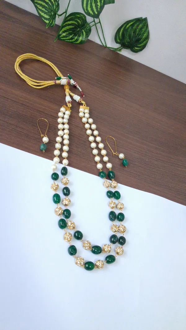 Elegant_Natural_Stone_Pearl_Necklace