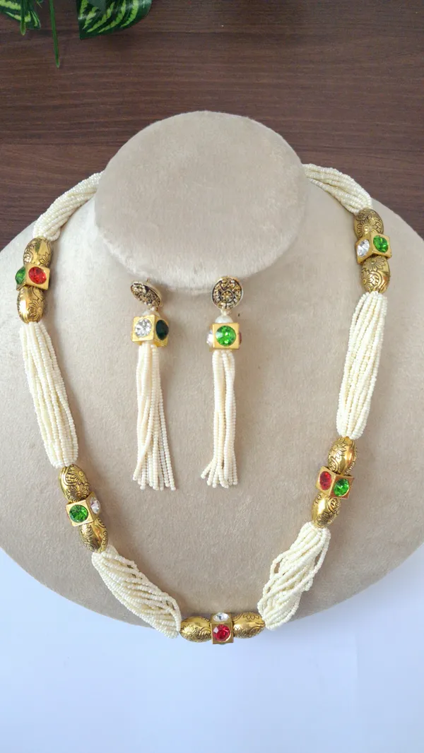 Classic_Stone_Pearl_Necklace