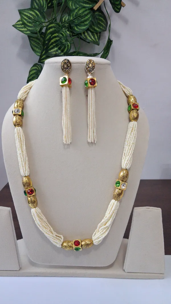 Classic_Stone_Pearl_Necklace