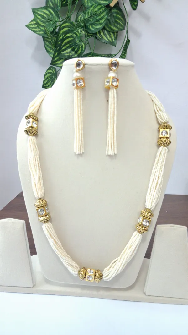 Stylish_Stone_Pearl_Necklace