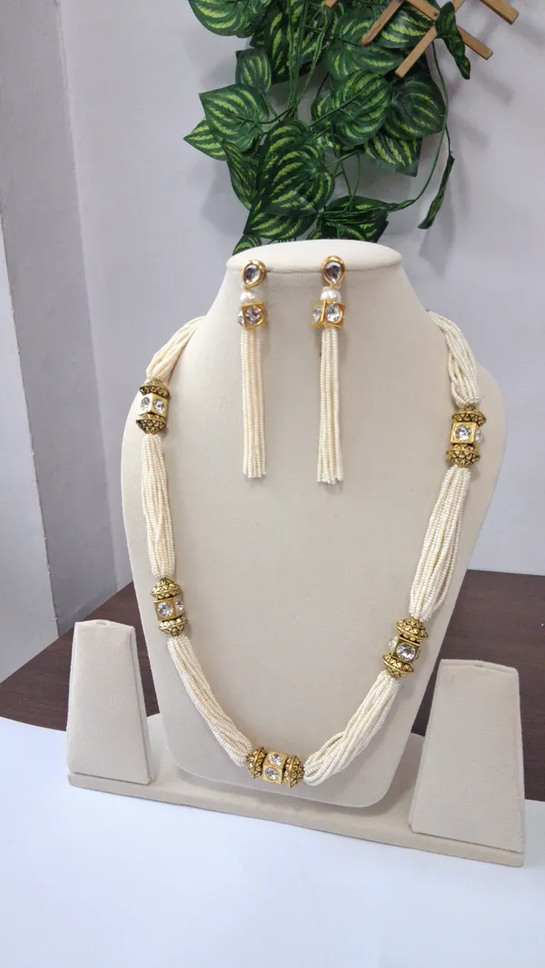 Stylish_Stone_Pearl_Necklace