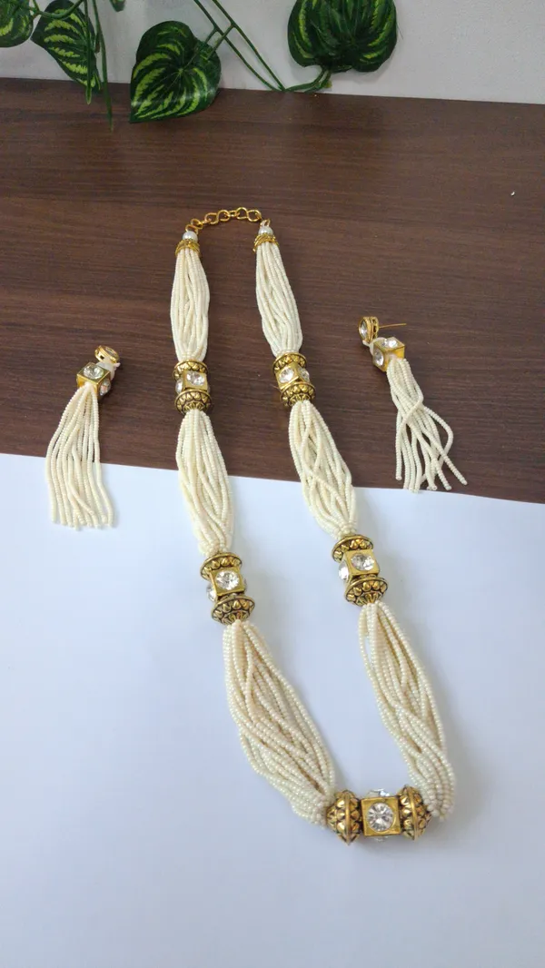 Stylish_Stone_Pearl_Necklace