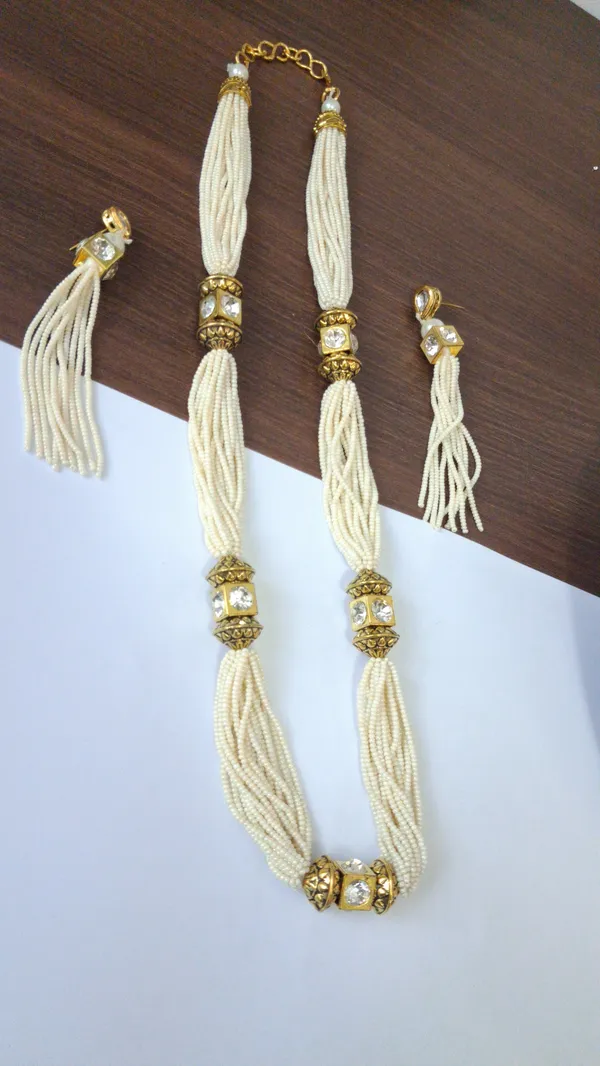 Stylish_Stone_Pearl_Necklace