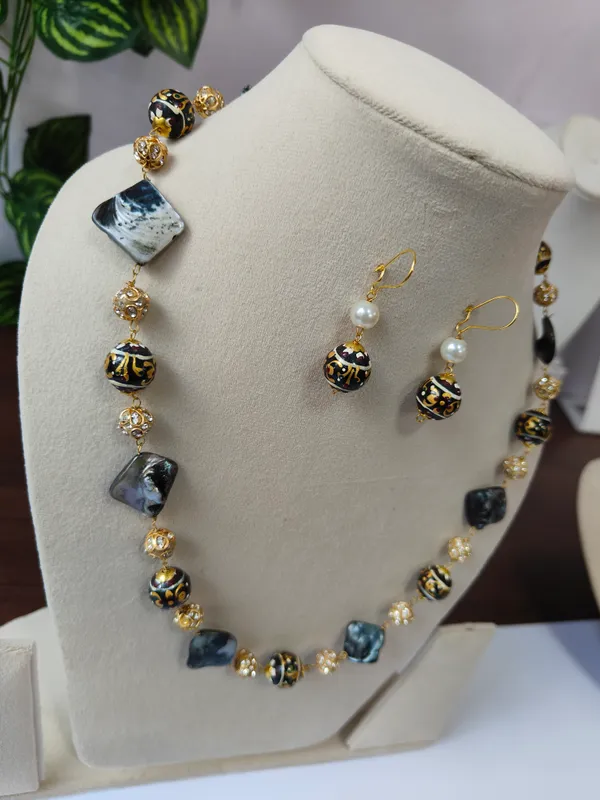 Gold_White_Brass_Pearl_Cubic_Zirconia_Deco_Beaded_Necklace_For_Women