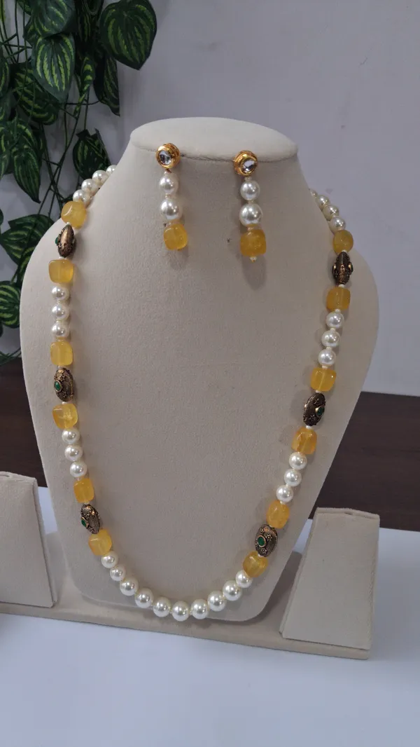 Elegant_Color_Stone_Necklace