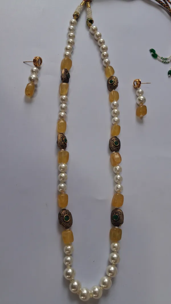 Elegant_Color_Stone_Necklace