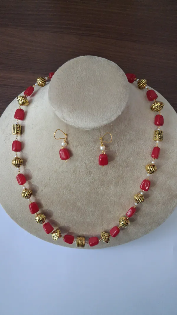 Elegant_Color_Stone_Necklace