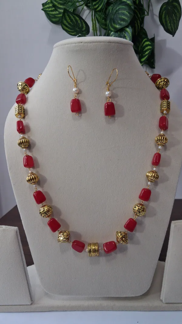 Elegant_Color_Stone_Necklace