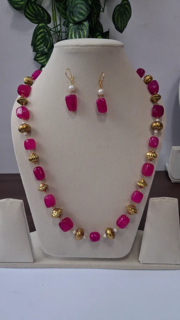 Premium_Stone_Beaded_Necklace