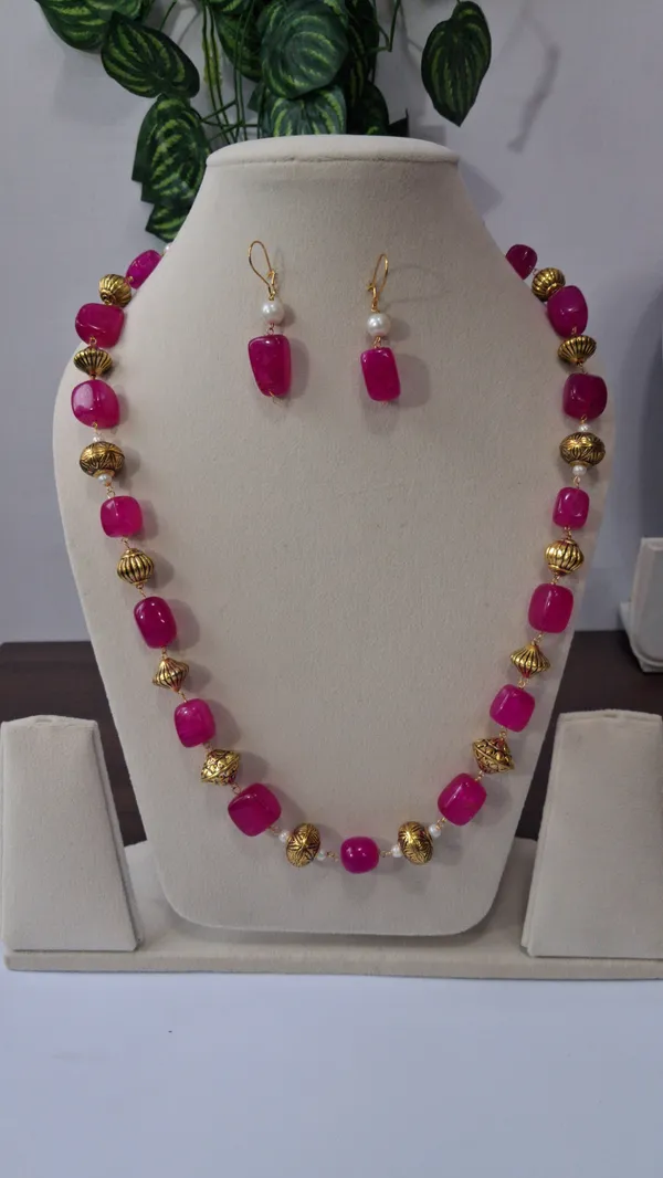 Premium_Stone_Beaded_Necklace