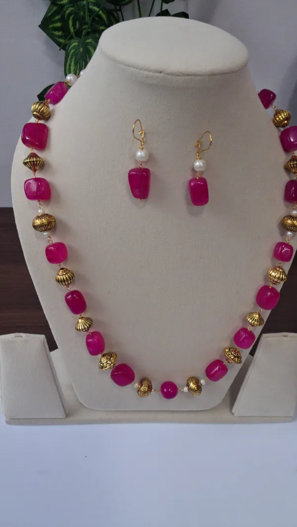 Premium_Stone_Beaded_Necklace