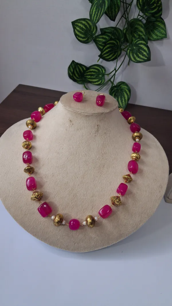 Premium_Stone_Beaded_Necklace