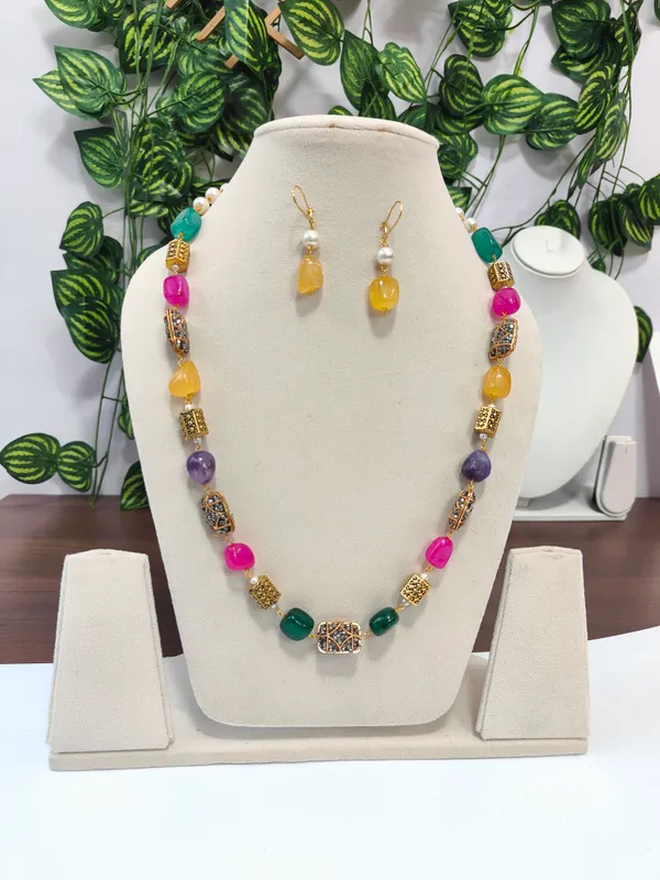 Multicolor_Quartz_&_Amethyst_Statement_Necklace